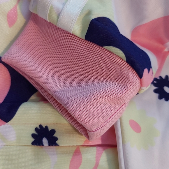 Adidas sports jacket - Picture 5 of 13